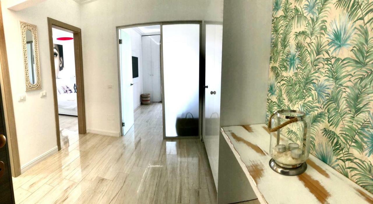 White Tower Mamaia - Private Apartment Экстерьер фото