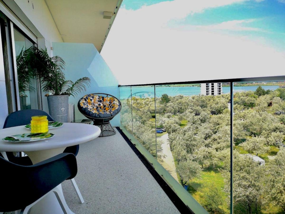 White Tower Mamaia - Private Apartment Экстерьер фото